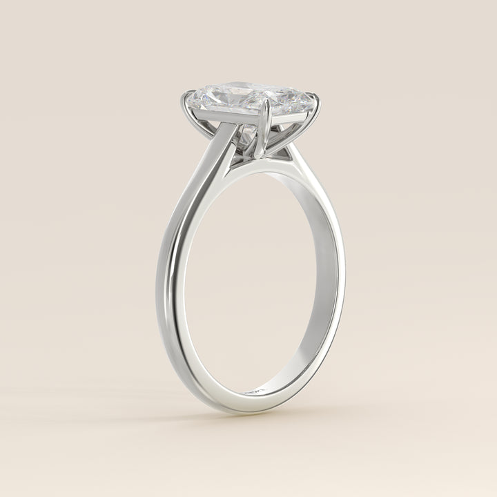 Verlovingsring radiant lab grown diamant met cathedral setting, witgoud