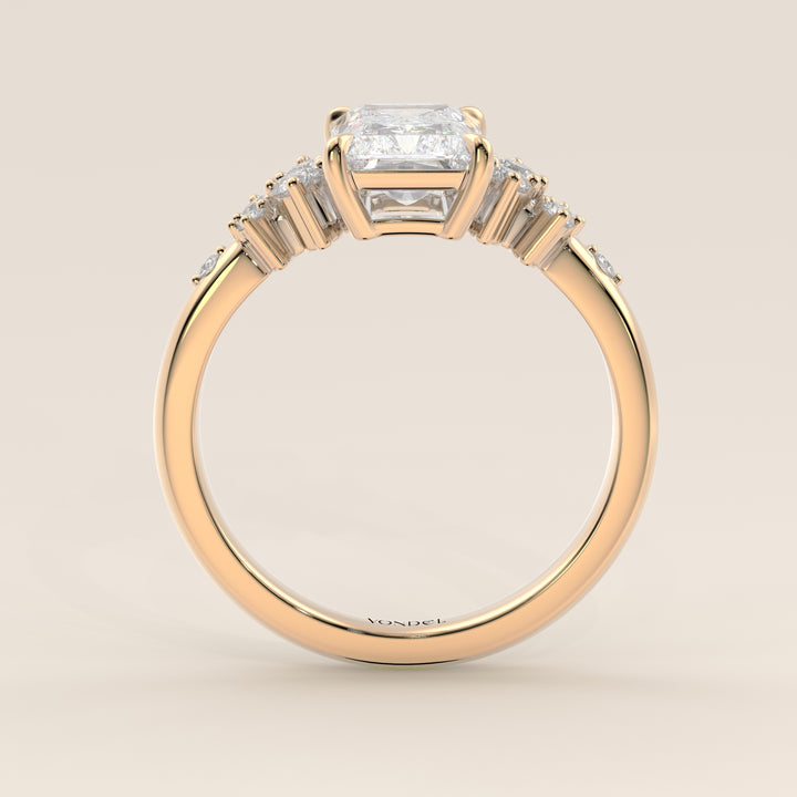 Verlovingsring radiant lab grown diamant met hidden halo en lage zetting, geelgoud