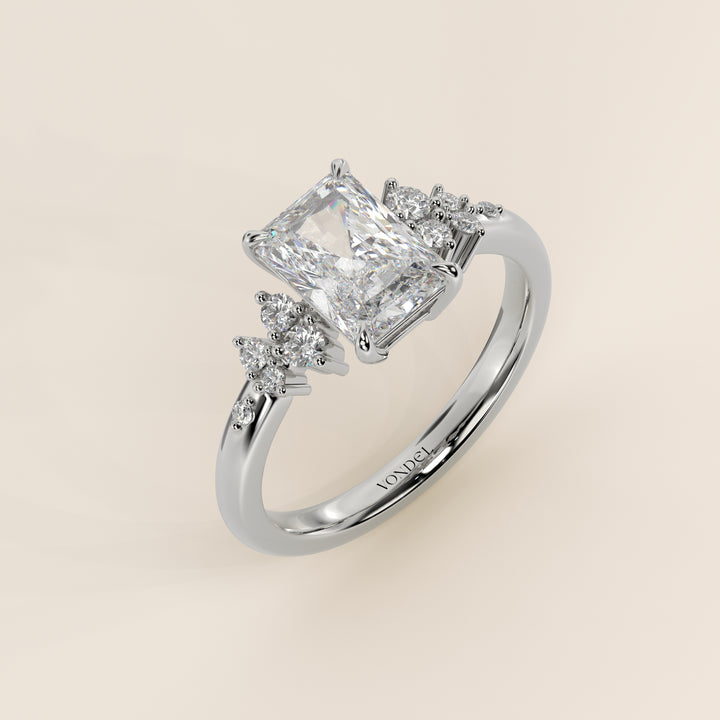 Verlovingsring radiant lab grown diamant met hidden halo en lage zetting, witgoud