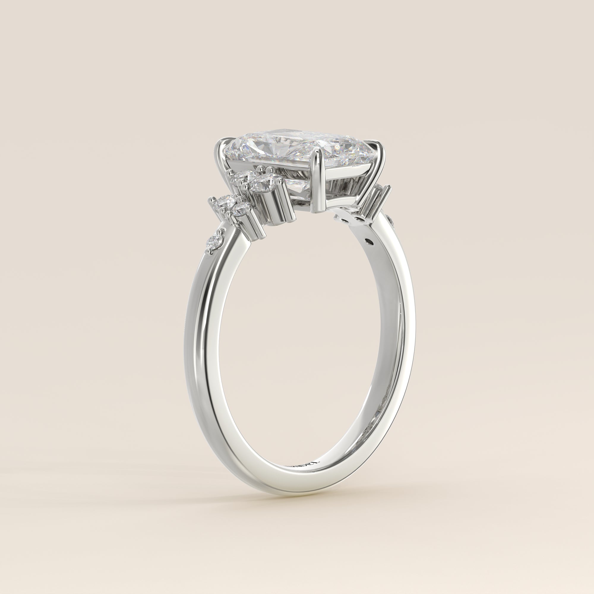 Verlovingsring radiant lab grown diamant met hidden halo en lage zetting, witgoud
