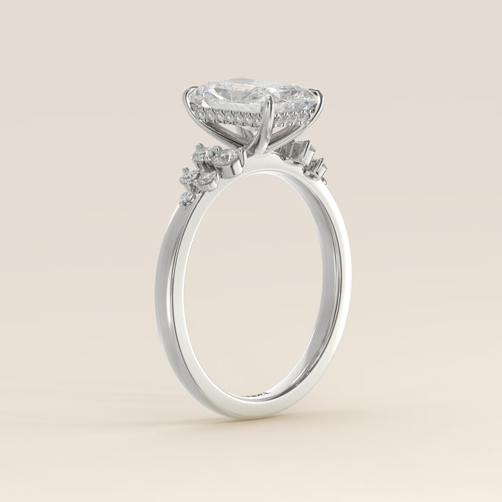 Verlobungsring mit strahlendem, im Labor gezüchtetem Diamanten, Schneeflockenmuster und verstecktem Halo, Weißgold