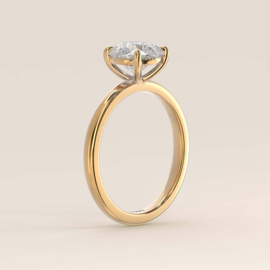 Verlobungsring mit rundem, im Labor gezüchtetem Diamanten, Gelbgold