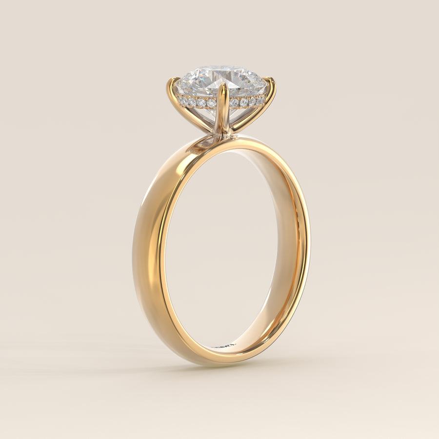 Verlovingsring rond lab grown diamant met brede band en hidden halo, geelgoud