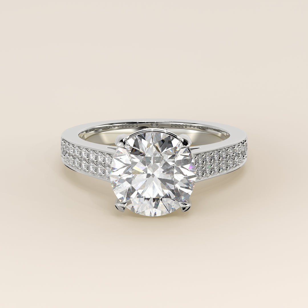 Verlovingsring rond lab grown diamant met brede pave band, cathedral setting en hidden halo, witgoud