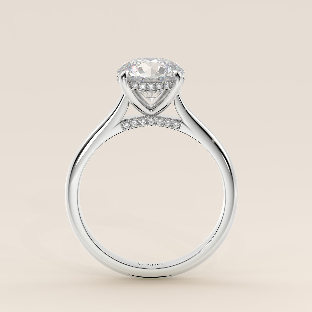 Runder Verlobungsring mit im Labor gezüchtetem Diamanten in Kathedralenfassung, verstecktem Halo und Diamantbrücke, Weißgold