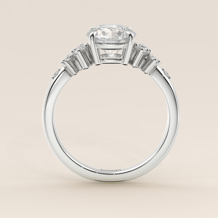 Verlovingsring rond lab grown diamant met hidden halo en lage zetting, witgoud