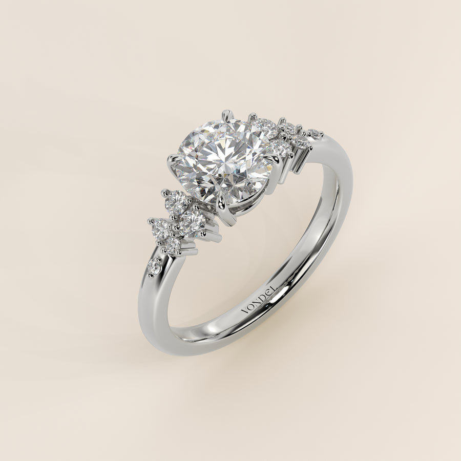 Verlovingsring rond lab grown diamant met hidden halo en lage zetting, witgoud