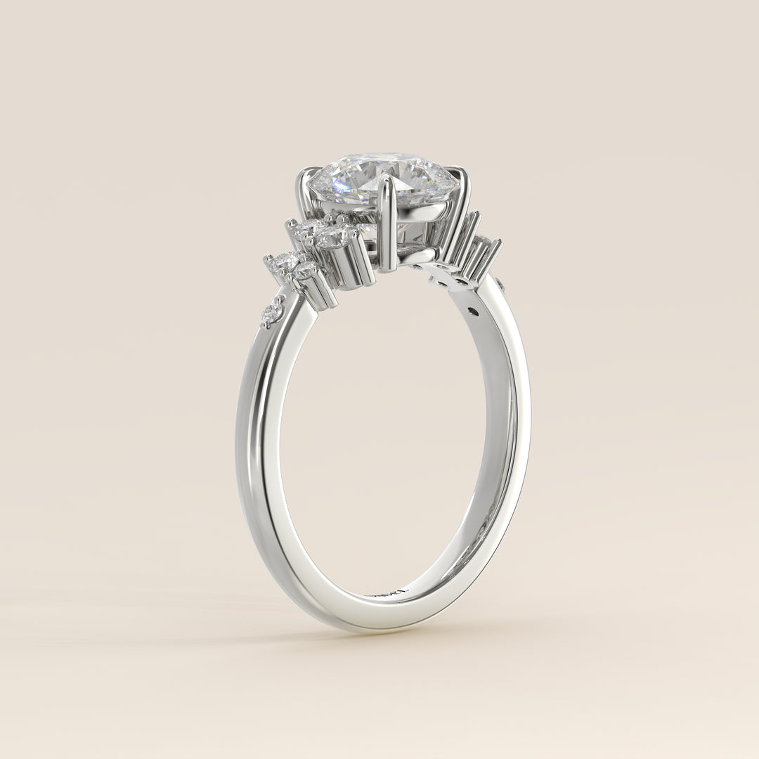 Verlovingsring rond lab grown diamant met hidden halo en lage zetting, witgoud