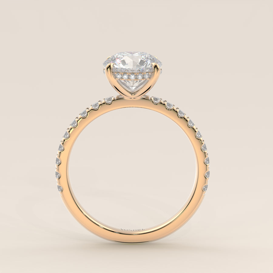 Verlovingsring rond lab grown diamant met hidden halo en pave band, geelgoud