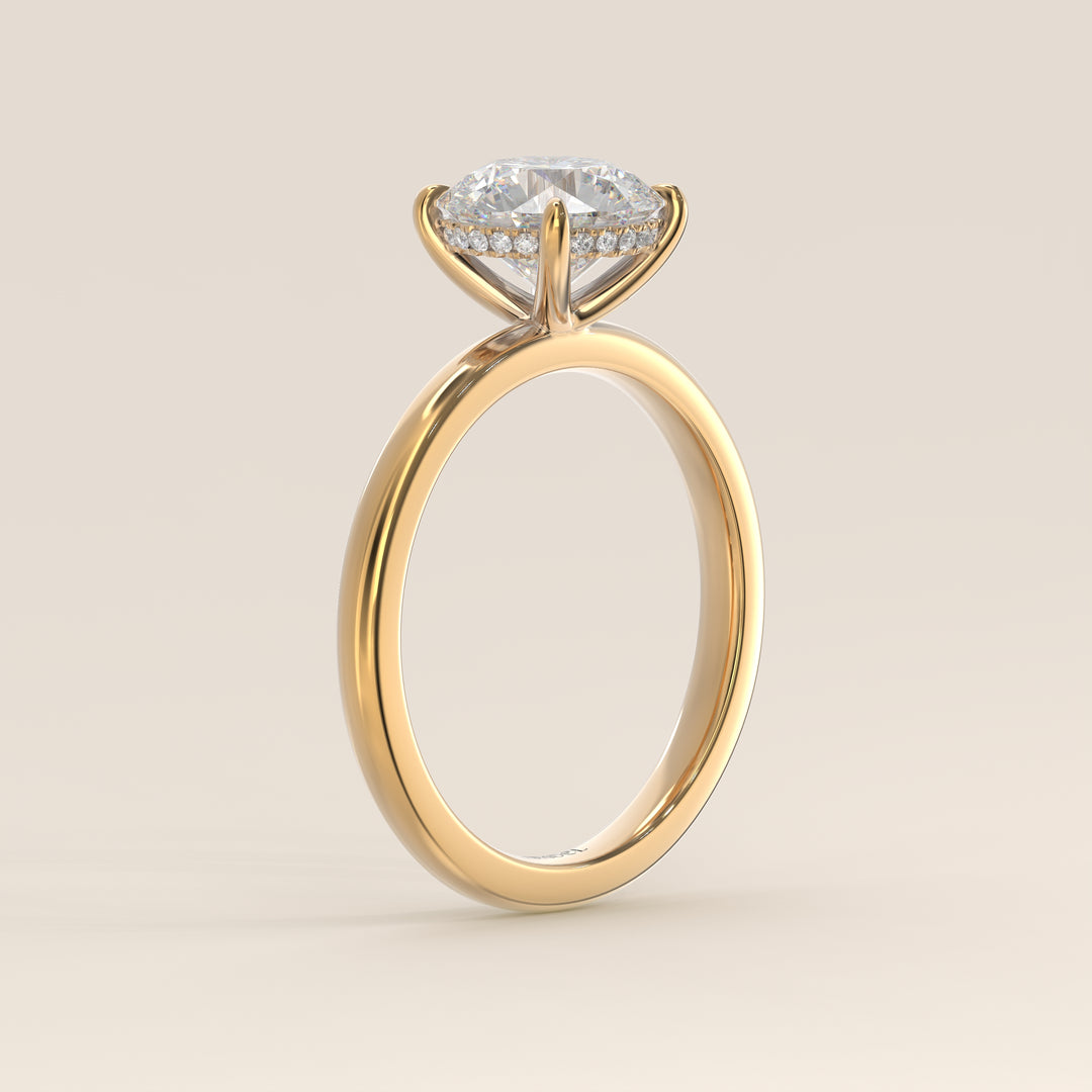 Runder Verlobungsring mit im Labor gezüchtetem Diamanten und verstecktem Halo, Gelbgold