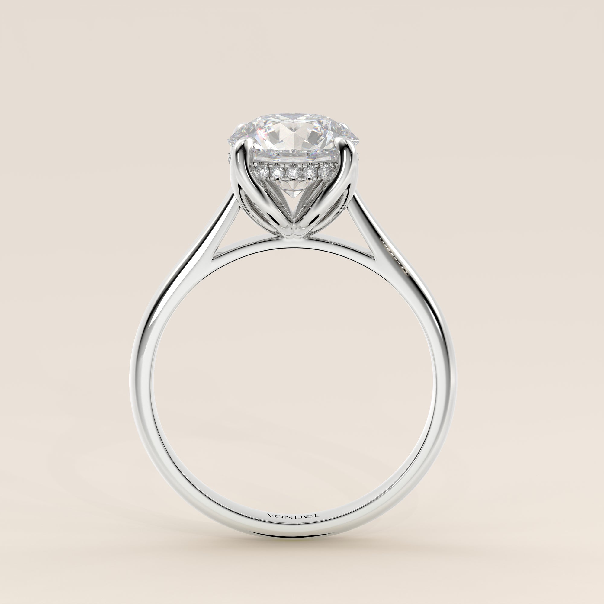 Verlovingsring rond lab grown diamant met petal prongs en hidden halo, witgoud
