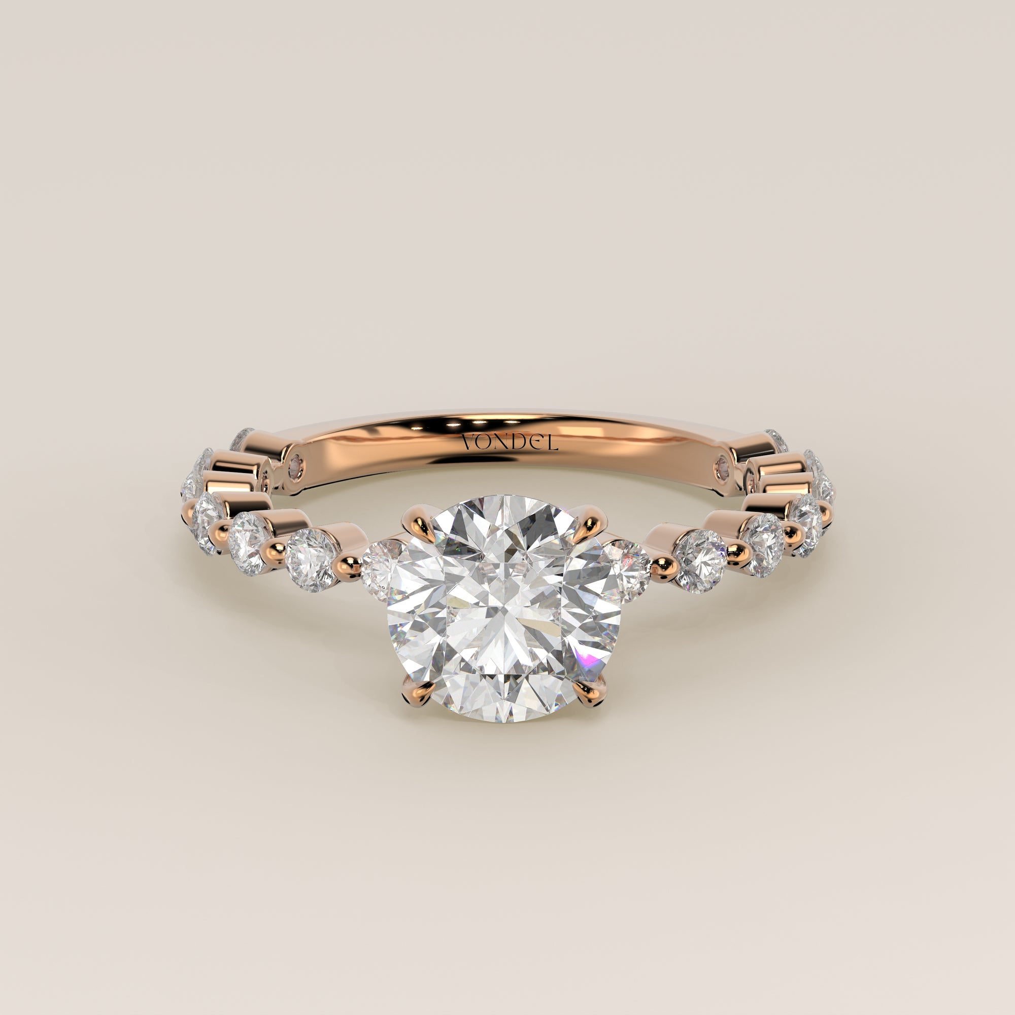 Verlovingsring rond lab grown diamant met ronde diamanten band, rosegoud