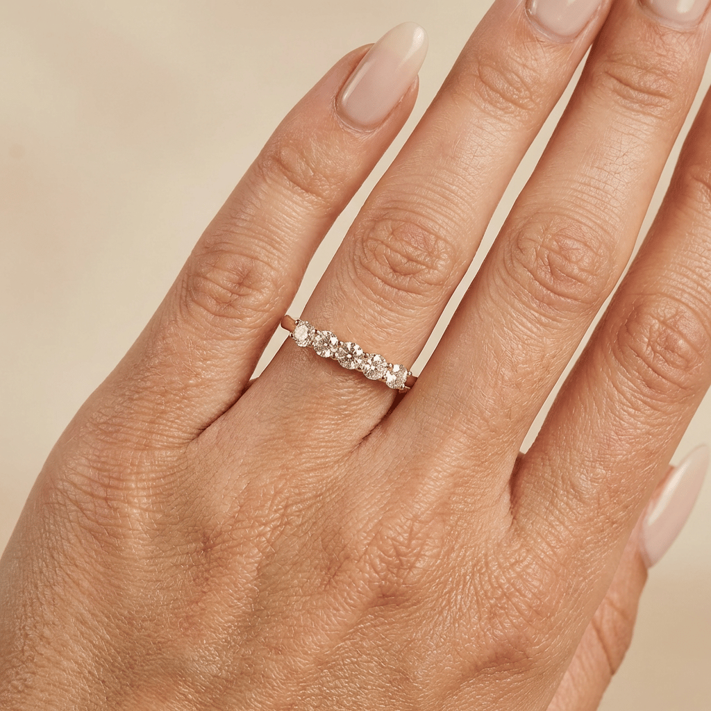 Bague en diamant de laboratoire avec 5 diamants