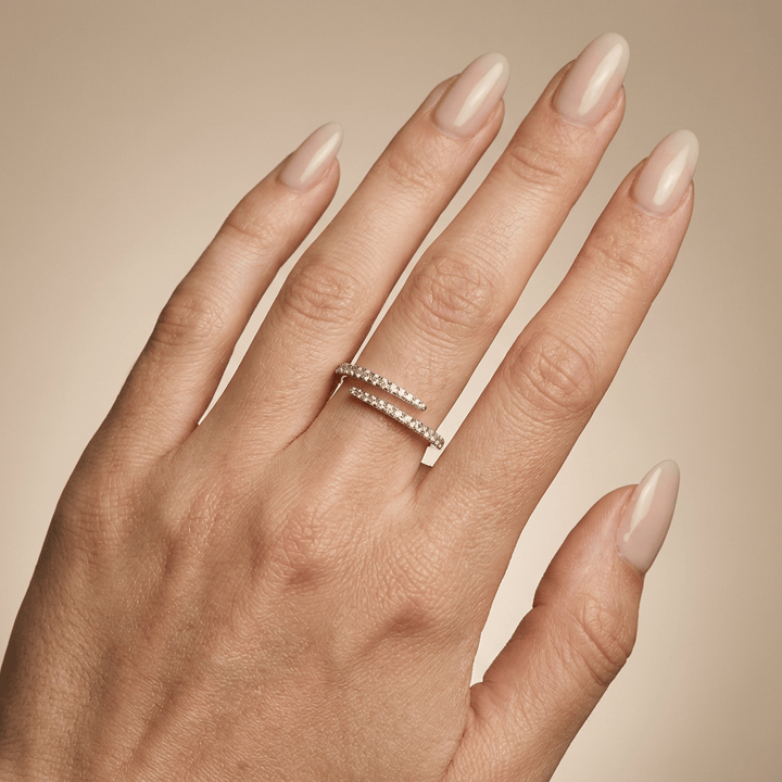 Wrap around ring met pave 18k geelgoud