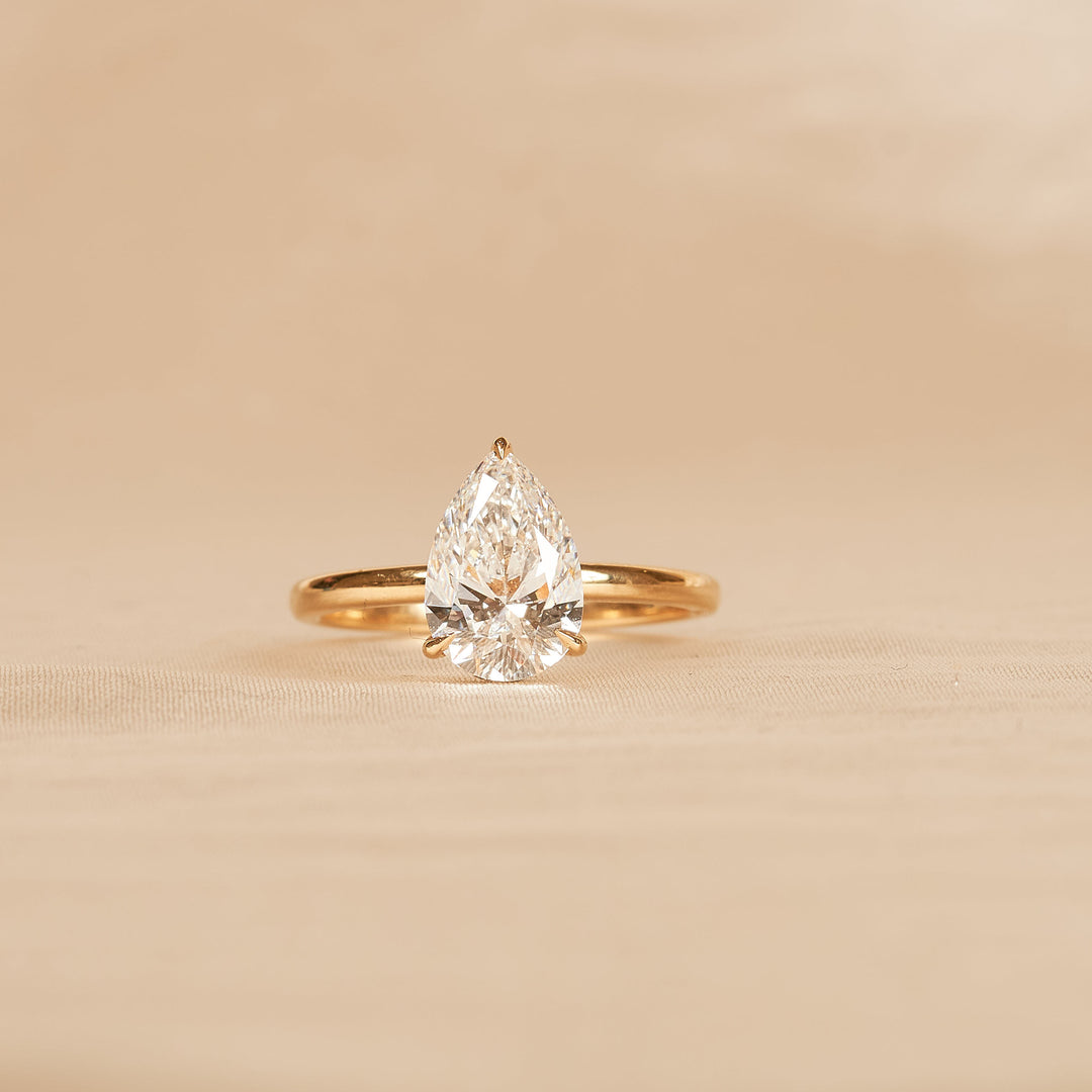 Solitaire Pear Diamanten Ring met Hidden Halo - 18K Geelgoud - 2,07 ct