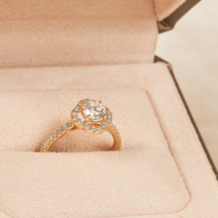 Flower Pave ring met Ronde Briljant - 18k Witgoud - 1,09 ct