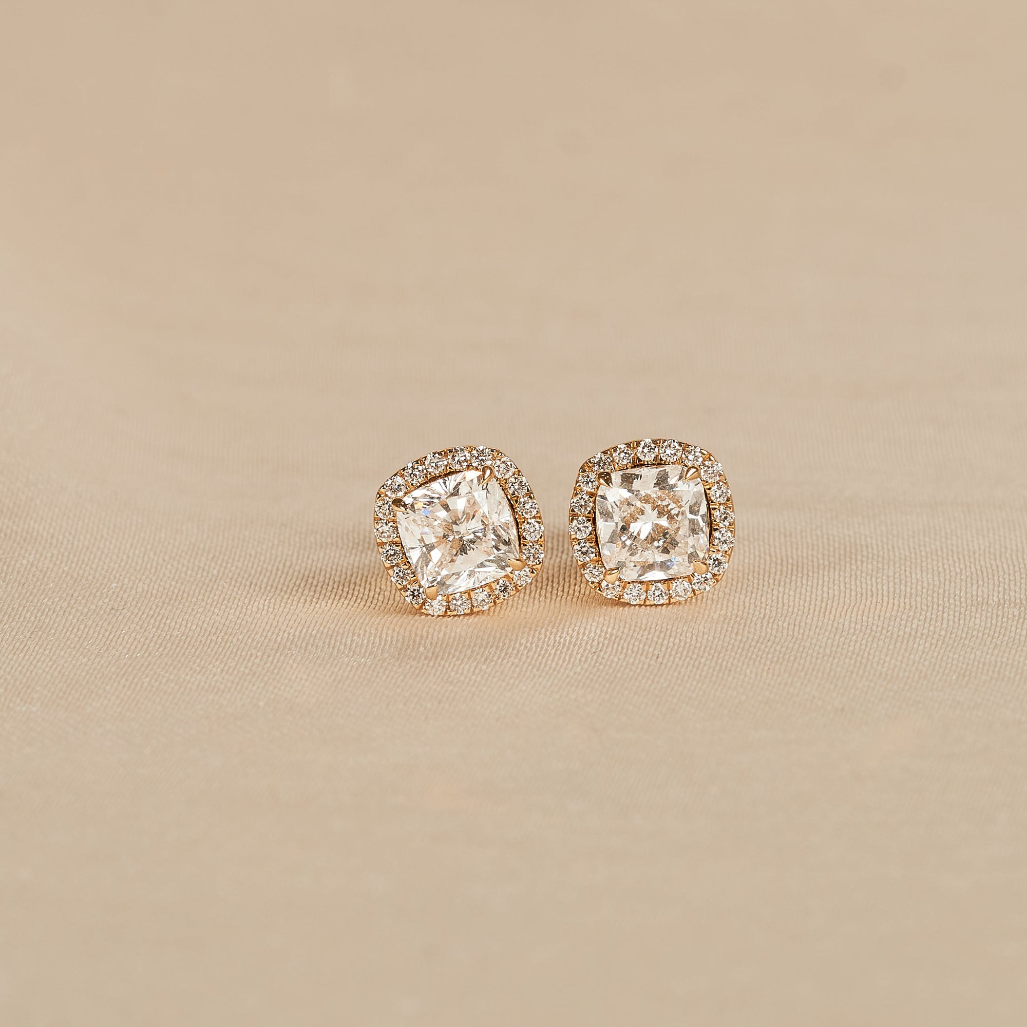 Bibi - In Stock - Cushion Halo Lab Grown Diamond Stud Earrings - 18K Gold
