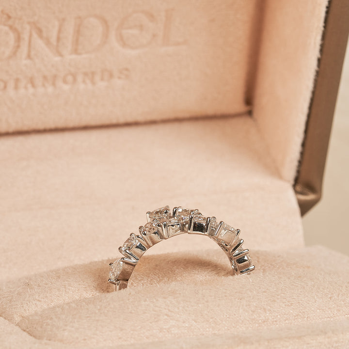 Josephine – Auf Lager – Wickelring mit im Labor gezüchtetem Diamanten und Diamanten im Fantasieschliff – 18 Karat Weißgold – 2,07 ct
