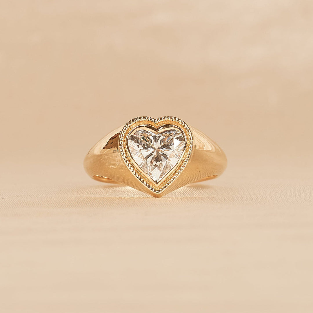 Juliette - In Stock - Signet Pinkyfinger Lab Grown Diamond Ring Heart - 14K Gold - 1,10 ct