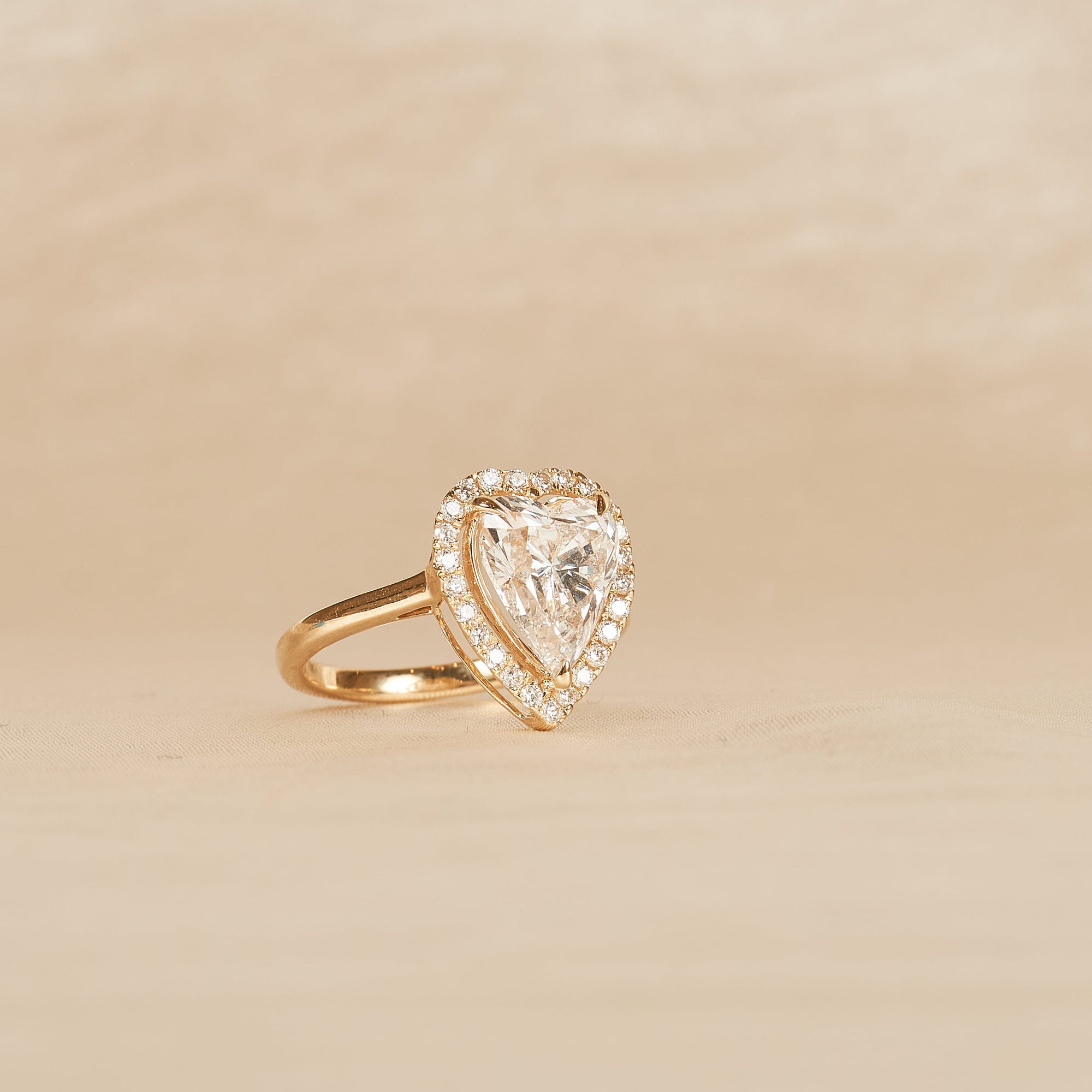 Camille - In Stock - Heart Shaped Halo Lab Grown Diamond Pinky Ring - 18K Gold - 2 ct
