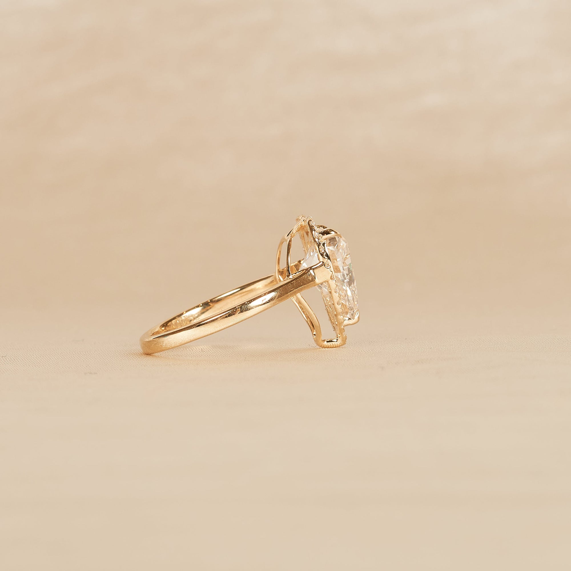 Camille - In Stock - Heart Shaped Halo Lab Grown Diamond Pinky Ring - 18K Gold - 2 ct