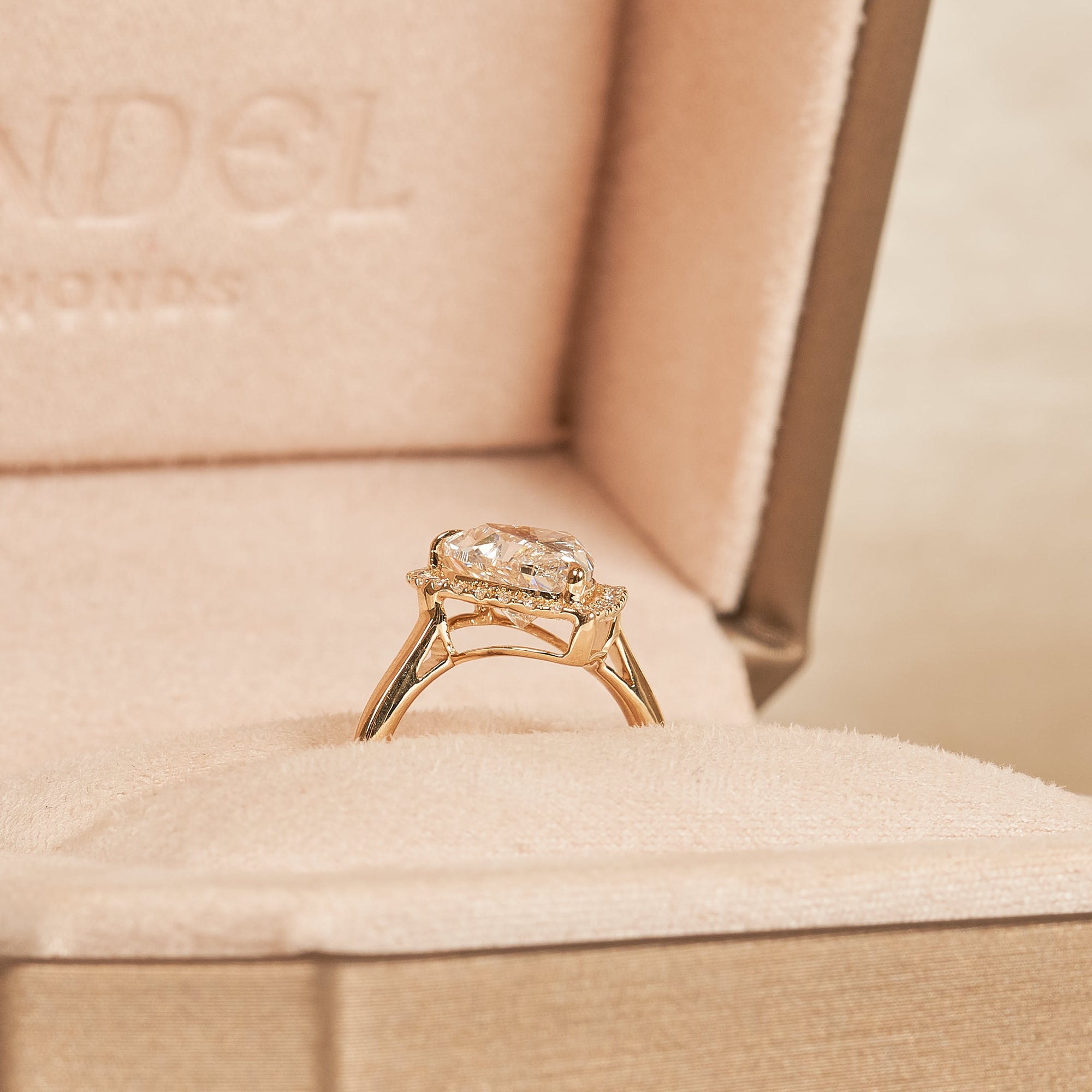 Camille - In Stock - Heart Shaped Halo Lab Grown Diamond Pinky Ring - 18K Gold - 2 ct