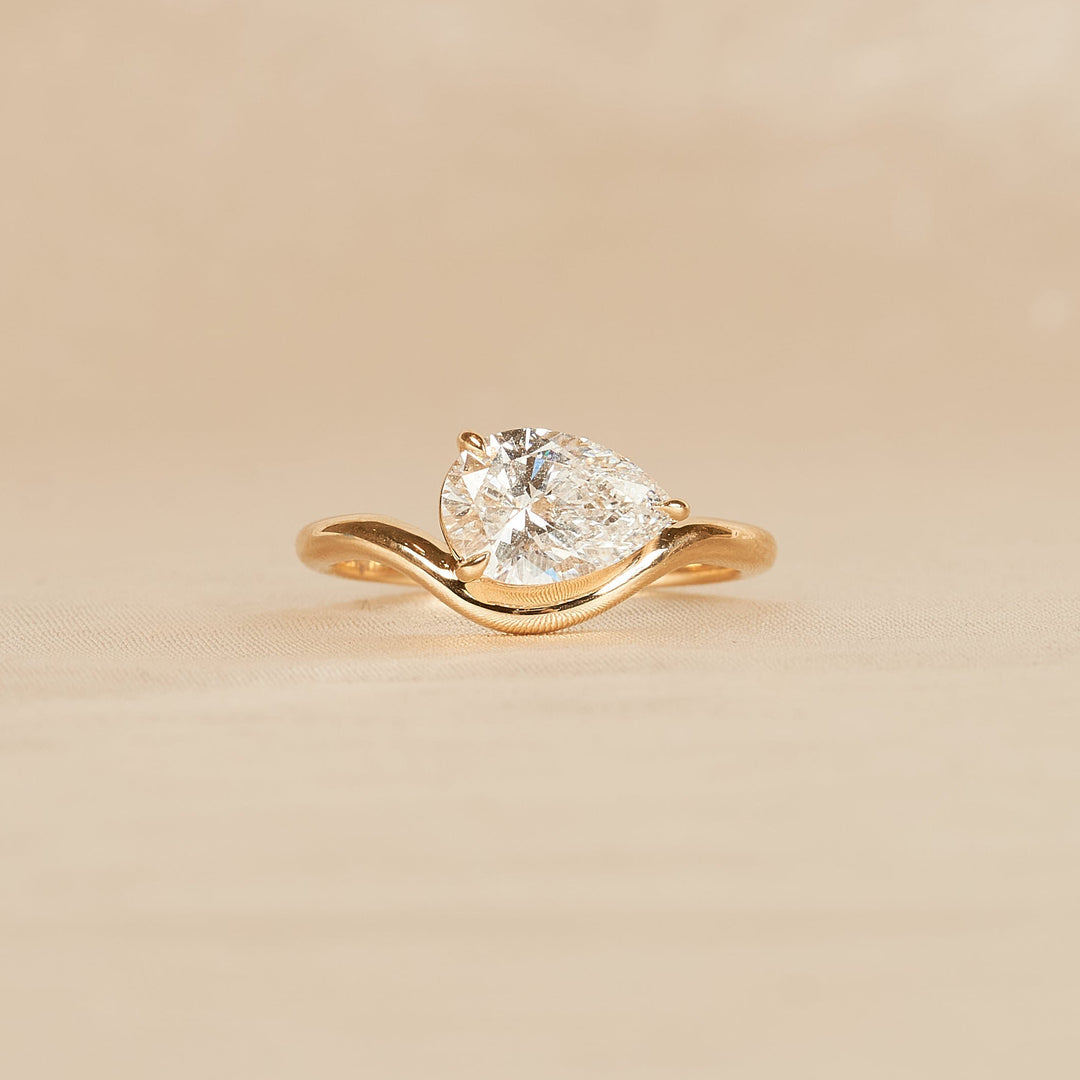 Elise - Pear Shaped Wave Lab Grown Diamond Pinky Ring - 18K Gold - 1 ct