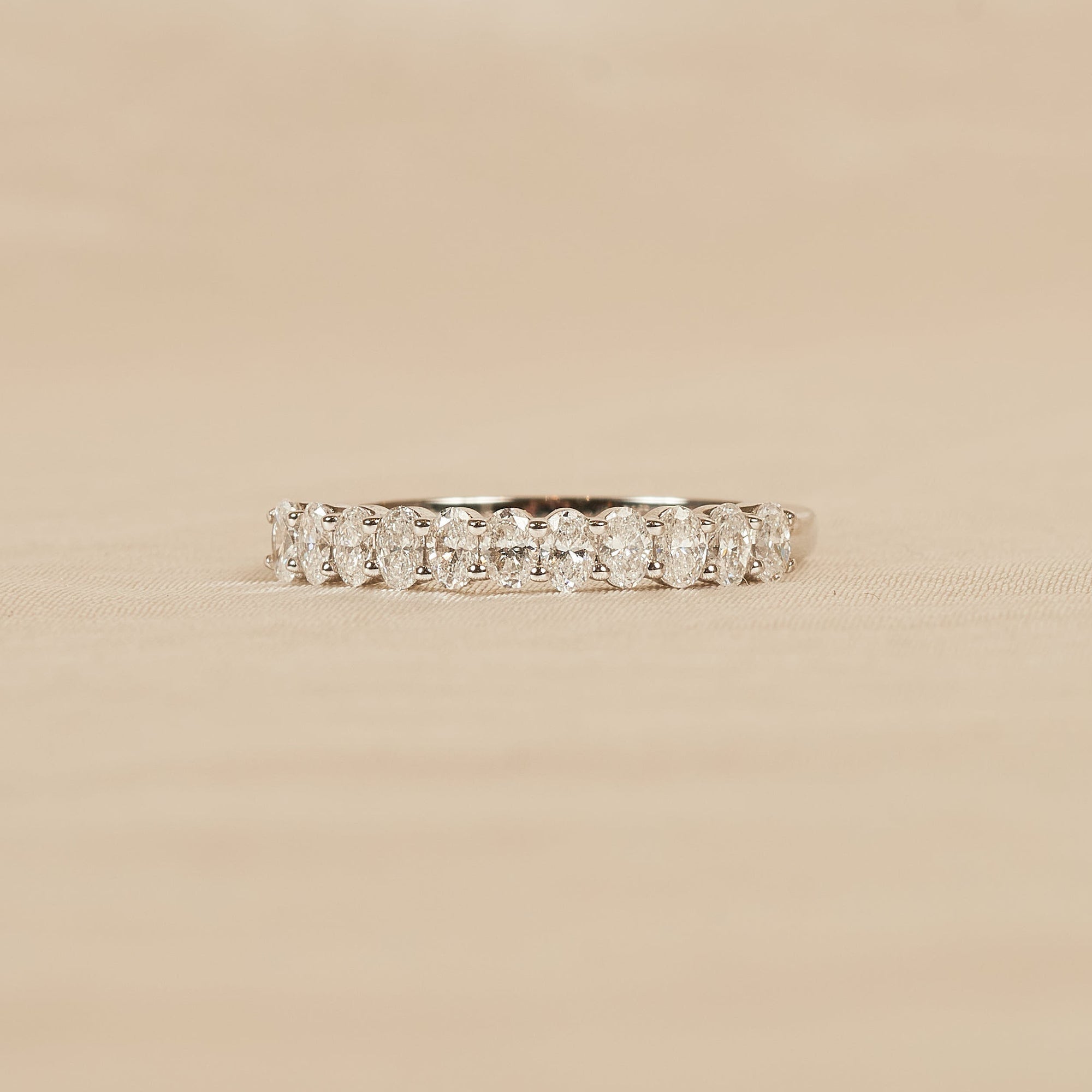 Livia - In Stock - Oval Lab Grown Diamond Row Ring - 18K Gold