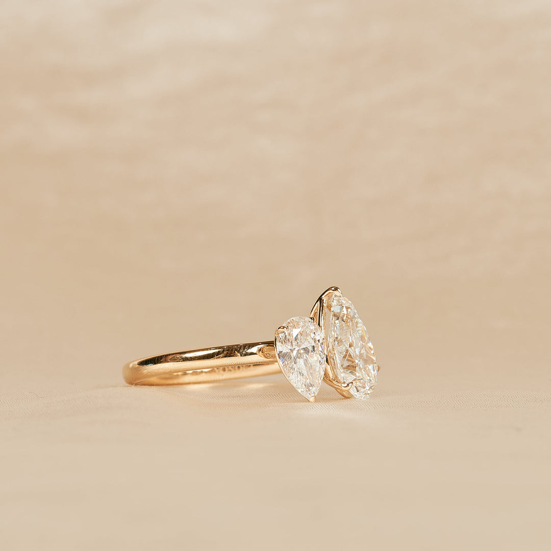 Léa – Birnenförmiger Toi et Moi Labor-Diamantring – 18 Karat Gold – 2,72 ct