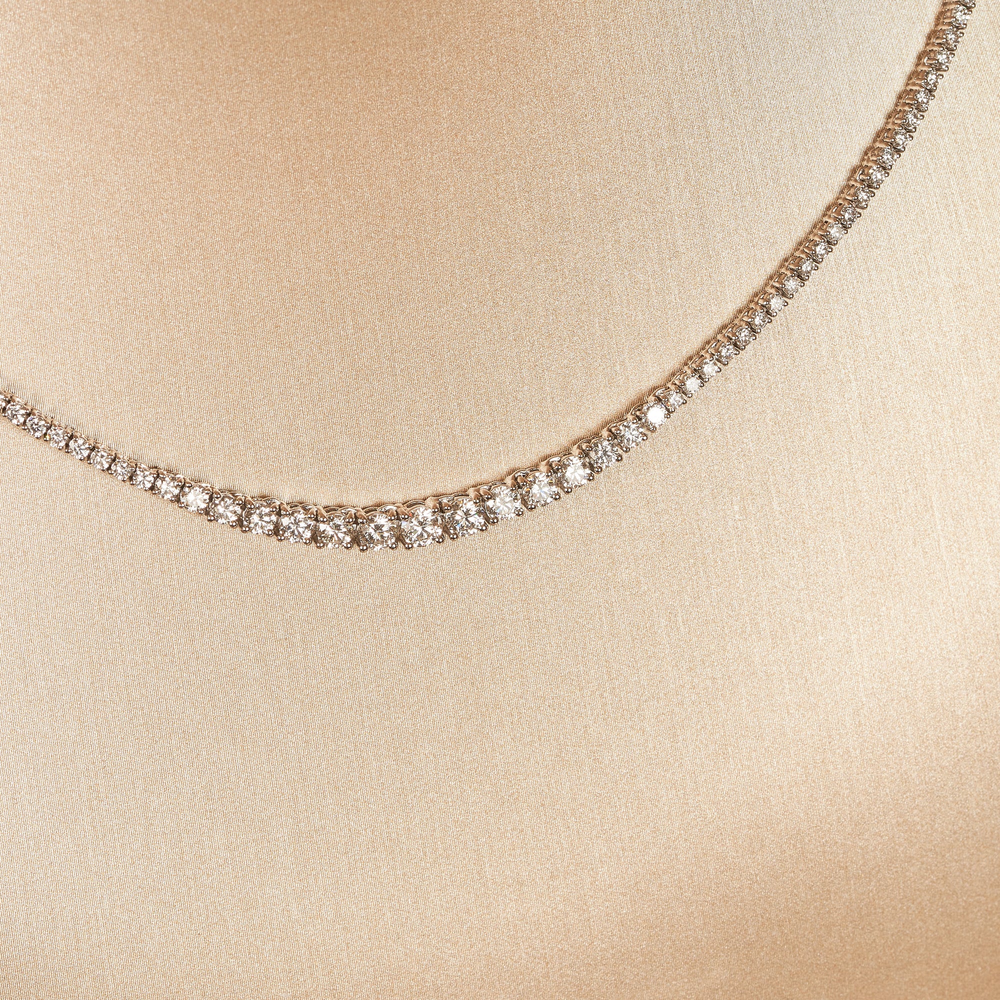 Florence - In Stock -  Lab Grown Diamond Tennis Necklace with Graduated Diamond Size - 18K Gold