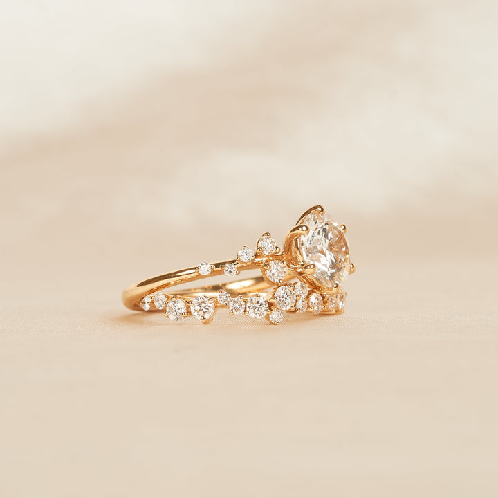 Lena - In Stock - Round Brilliant Lab Grown Diamond Ring with Stacking Ring Set Diamond Snowdrift - 18K Yellow Gold - 1,72 ct | 2,38 ct