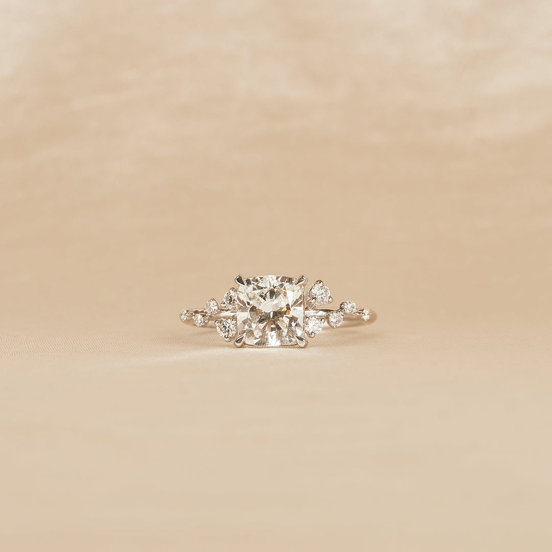 Cushion Cut Diamond Snowdrift Ring - 18K Gold - 1.82 ct