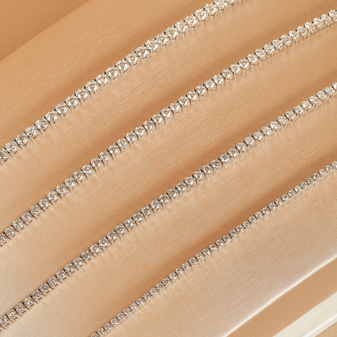 Chris - In Stock - Classic Lab Grown Diamond Tennis Bracelet - 18K White Gold
