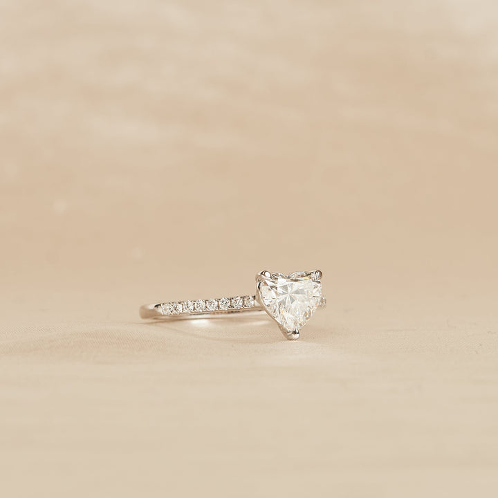 Stella - In Stock - Heart Brilliant Lab Grown Diamond Solitaire Pave Ring - 18K Gold - 1.14 ct