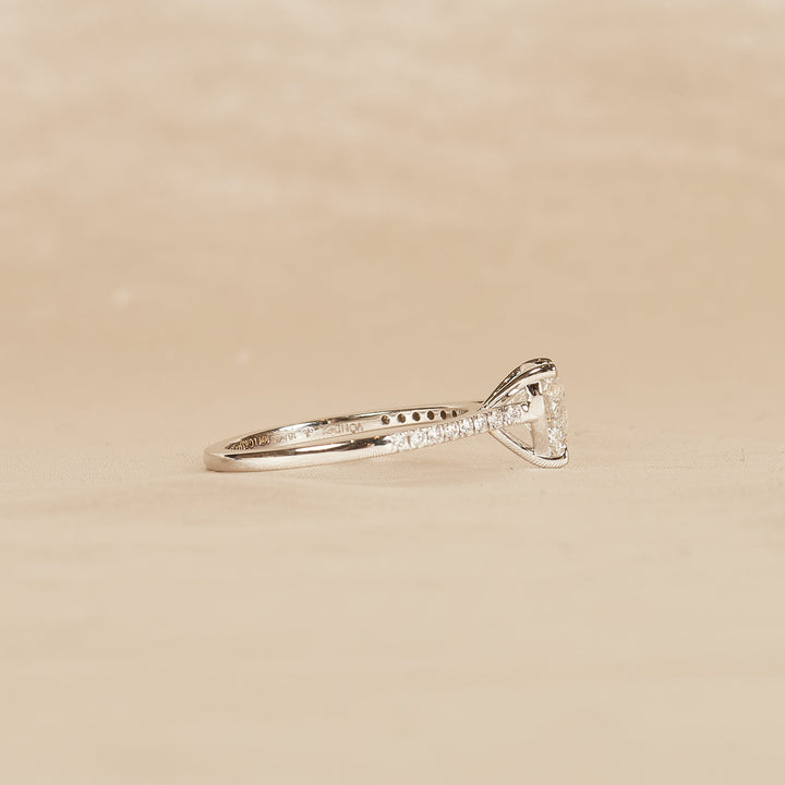 Stella - In Stock - Heart Brilliant Lab Grown Diamond Solitaire Pave Ring - 18K Gold - 1.14 ct