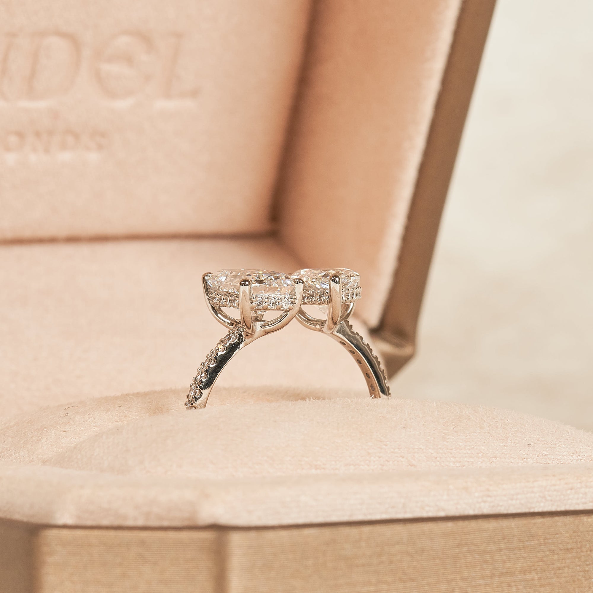 Elisa - In Stock - Toi et Moi Wrap Lab Grown Diamond Ring - Platinum - 3,54 ct