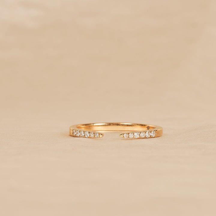 Ester - Open Lab Grow Diamond Row Ring with Round Brilliants - 18K Yellow Gold - 0,11 ct