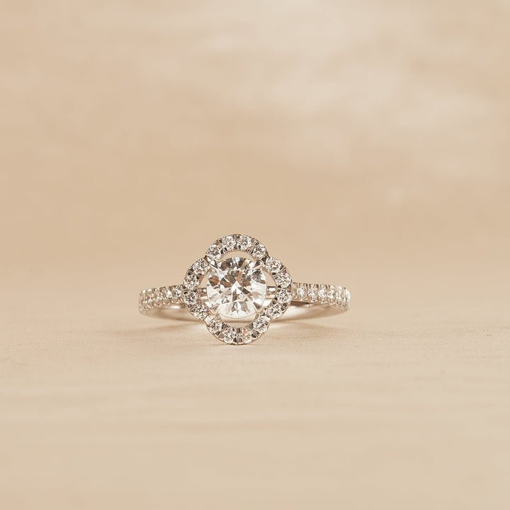Flower Pave ring met Ronde Briljant - 18k Witgoud - 1,09 ct