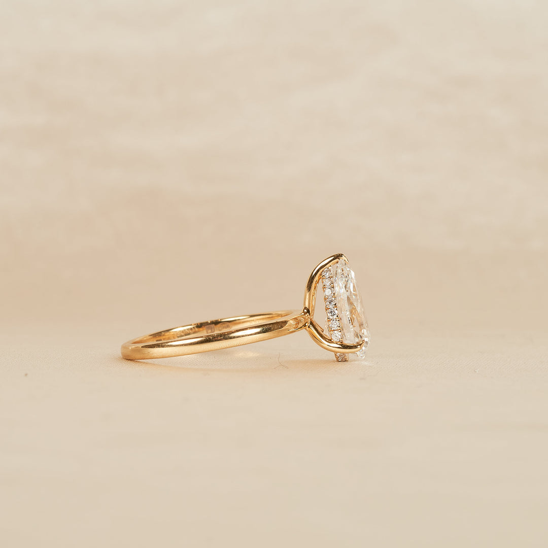 Solitaire Pear Diamanten Ring met Hidden Halo - 18K Geelgoud - 2,07 ct