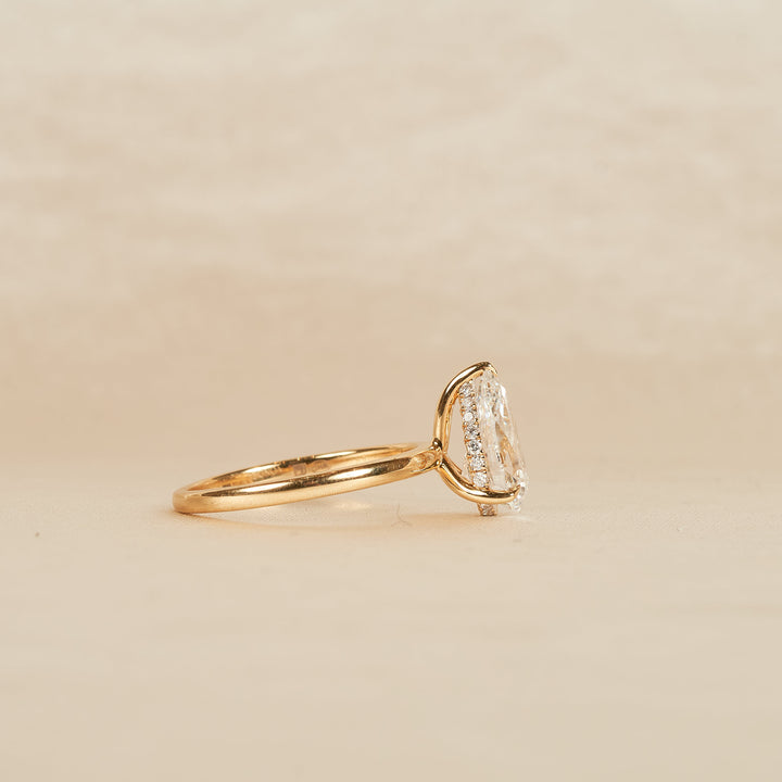 Solitaire Pear Diamanten Ring met Hidden Halo - 18K Geelgoud - 2,07 ct