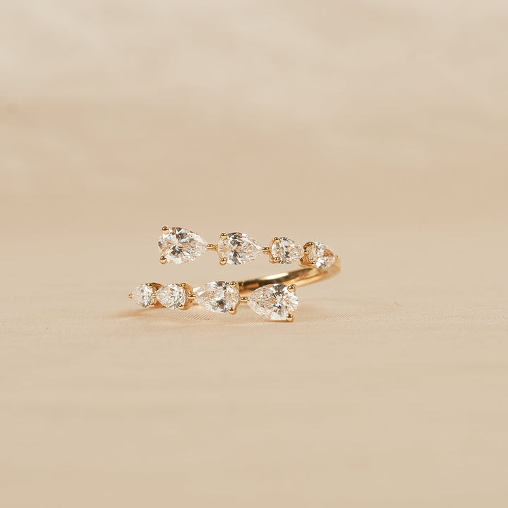 HELENA - Wrap around Ring met Pear diamanten - 18K Goud - 1,11 ct
