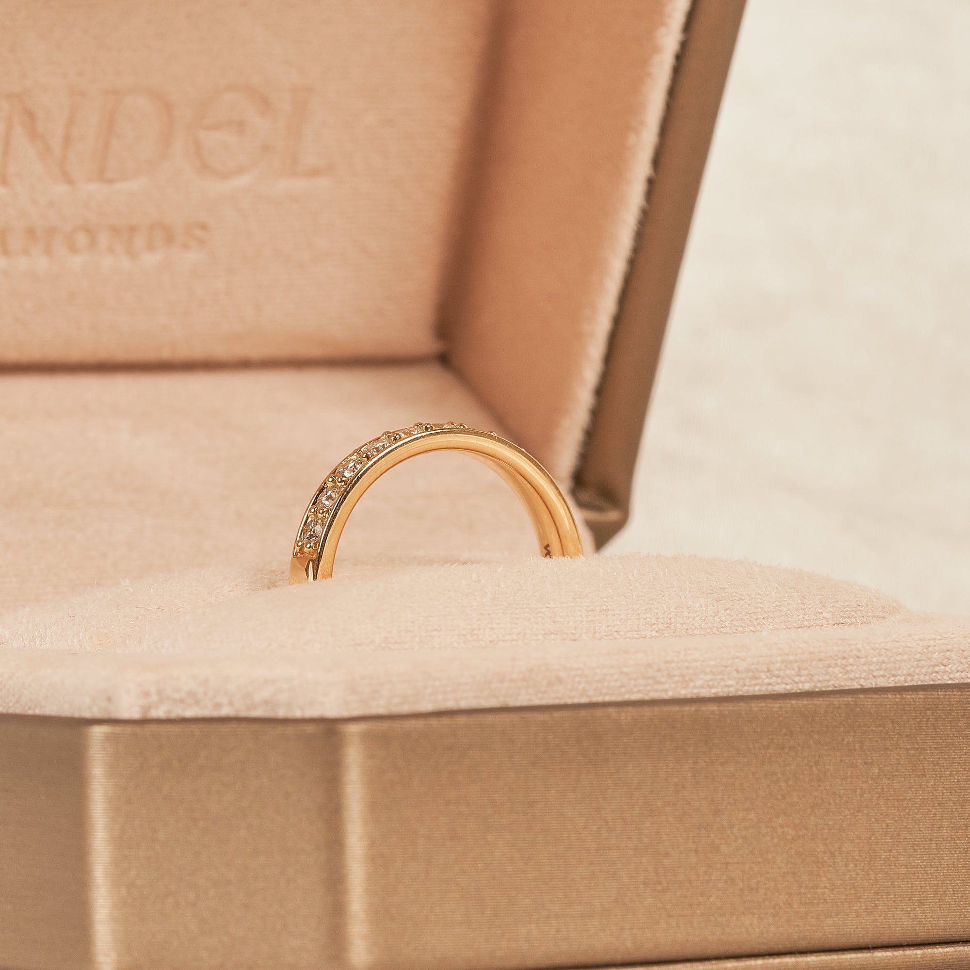 Marly - In Stock - Half Pave Lab Grown DIamond Wide Ring - 18K Gold - 0,48 ct