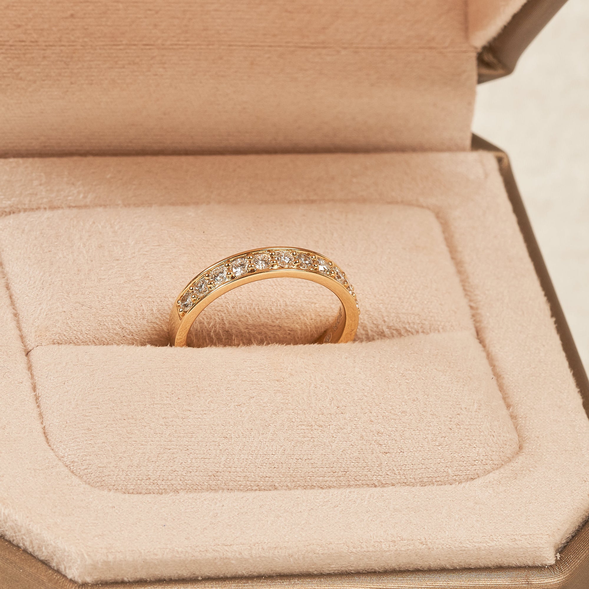 Marly - In Stock - Half Pave Lab Grown DIamond Wide Ring - 18K Gold - 0,48 ct