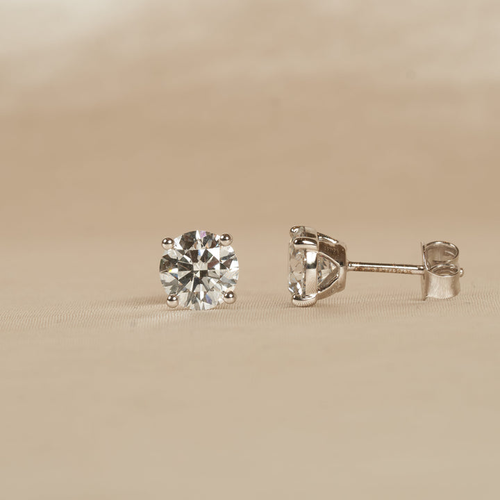 Daisy - Rond Briljant Stud Oorbellen - 18K Goud