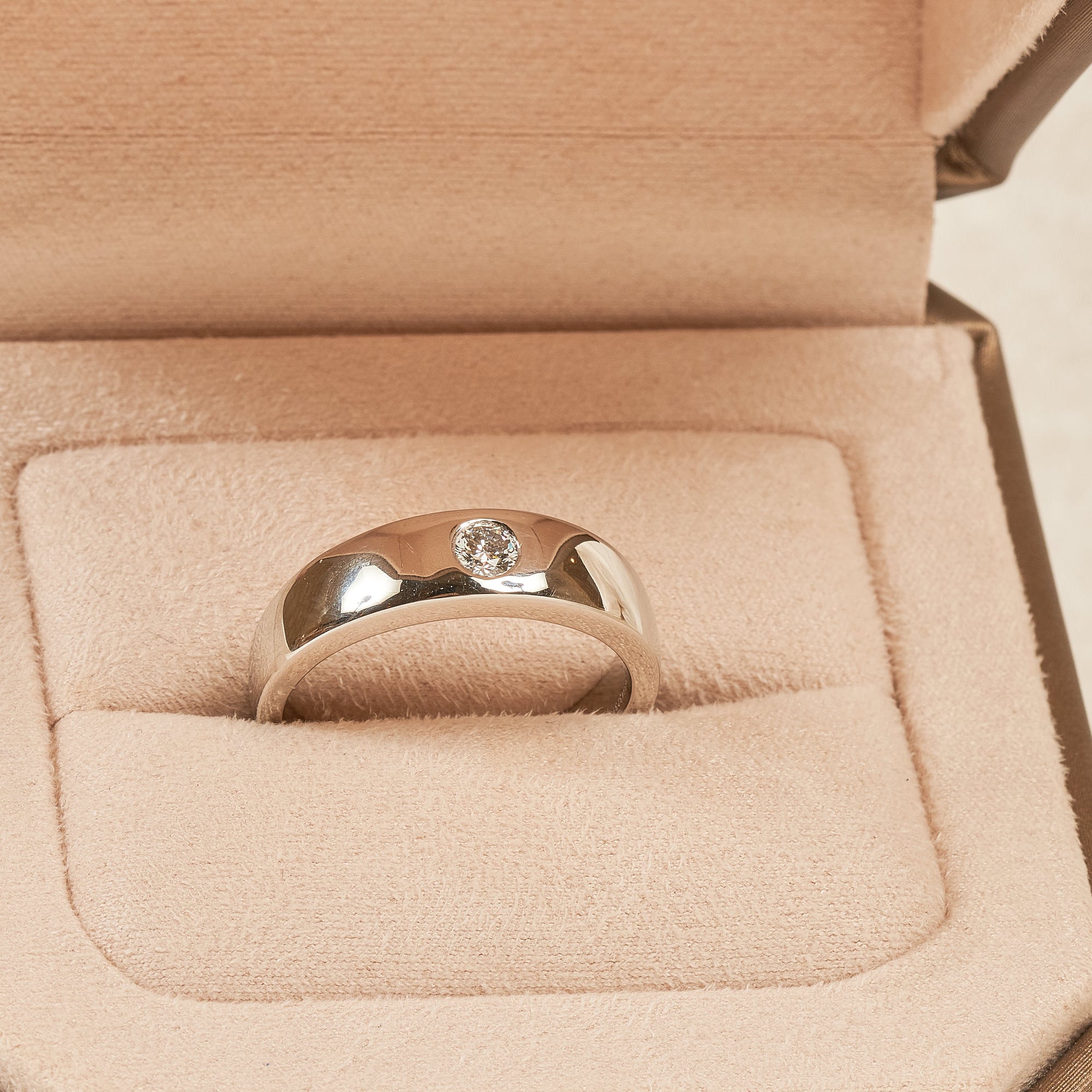 Oliver - In Stock - Men's Wedding Band - PLATINUM - 0,20 ct