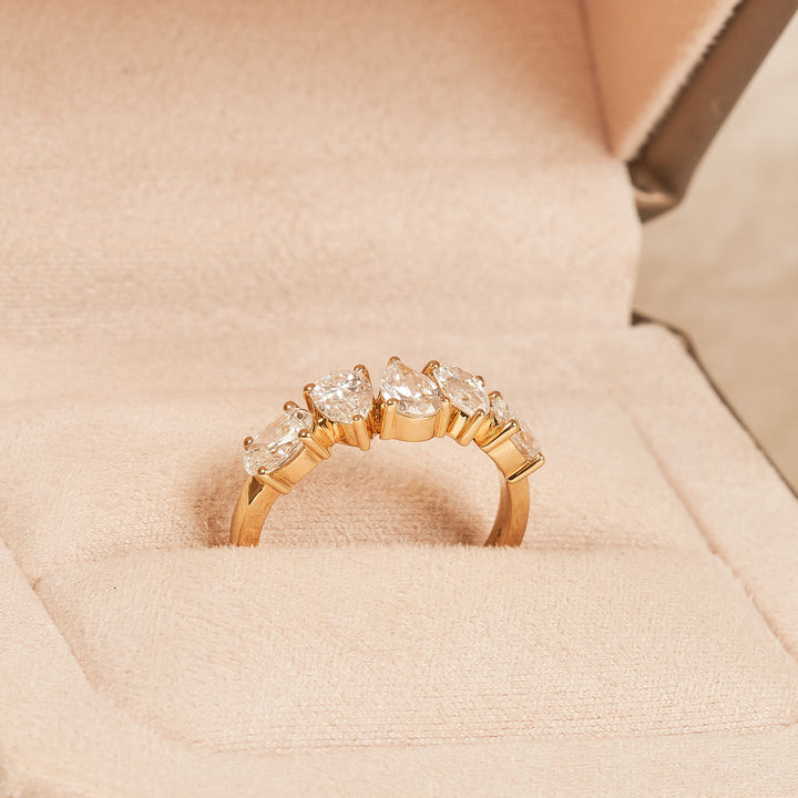 Joyce - Fancy Shape Pear Oval Lab Grown Diamond Ring - 18K Yellow Gold - 1,84 ct