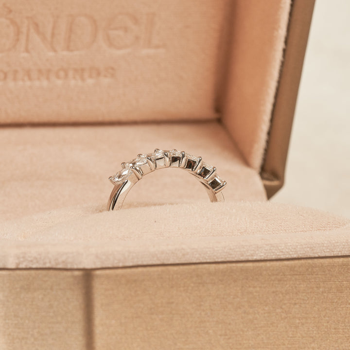 Monique - Marquise Rijring - 18K Witgoud - 0.82 ct