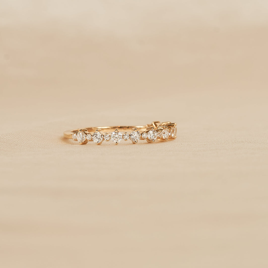 Angelina - In Stock - Multi Round Brilliant Lab Grown Diamond Ring- 18K Yellow Gold - 0,42 ct