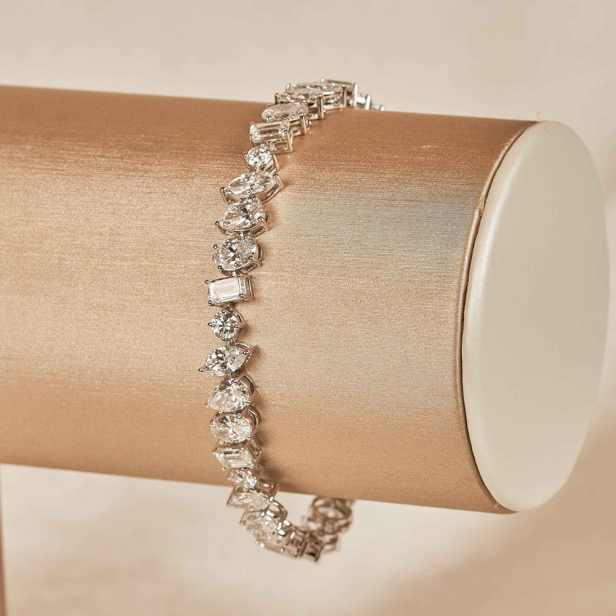 Claire - In Stock - Lab Grown Diamond Tennis Bracelet with Fancy Cut Mix Diamonds - 18K Gold - 12,72 ct