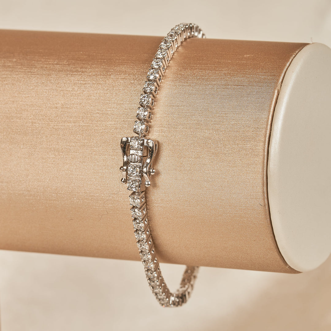 Daphne - In Stock - Lab Grown Diamond Tennis Bracelet with Oval Center Stone - 18K Gold - 4,34 ct